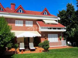 Chalet en venta en Las Rozas de Madrid, Las Matas photo 0