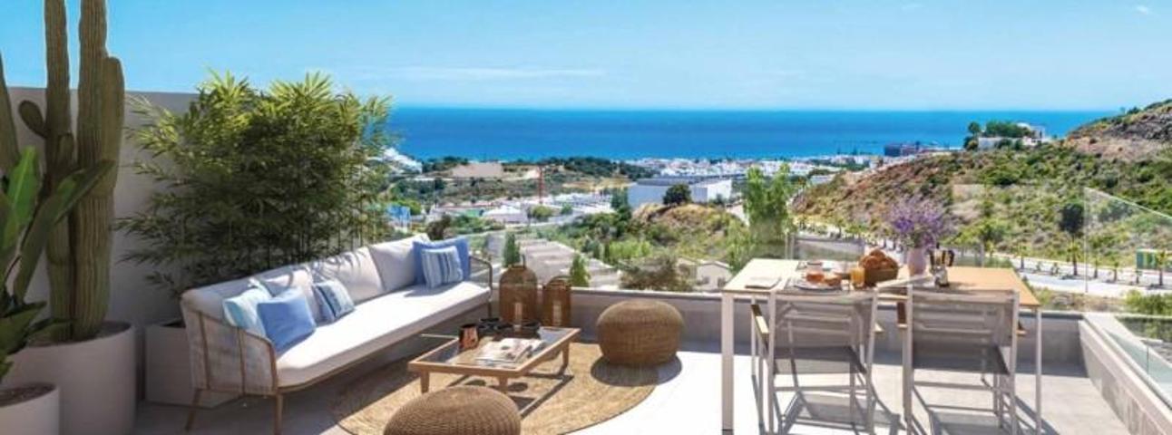 Bungalow en venta en Mijas, Calaburra - chaparral photo 0