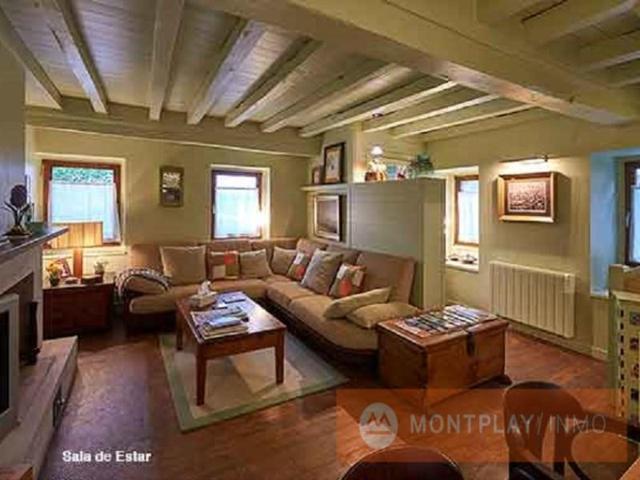Casa en venta en Naut Aran photo 0