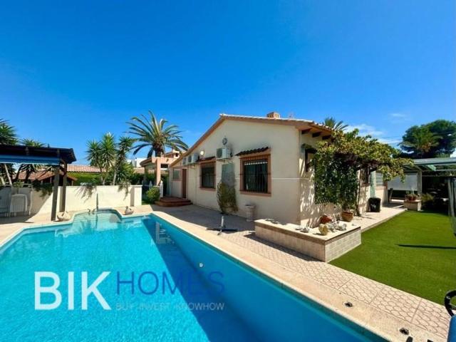 Chalet en venta en Orihuela photo 0