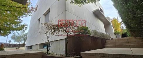 Chalet en venta en Santa Cruz de Bezana, Maoño photo 0