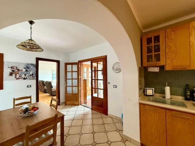 Chalet en venta en San Bartolomé, San Bartolomé photo 0