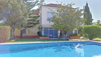 Casa en venta en Chiclana de la Frontera photo 0