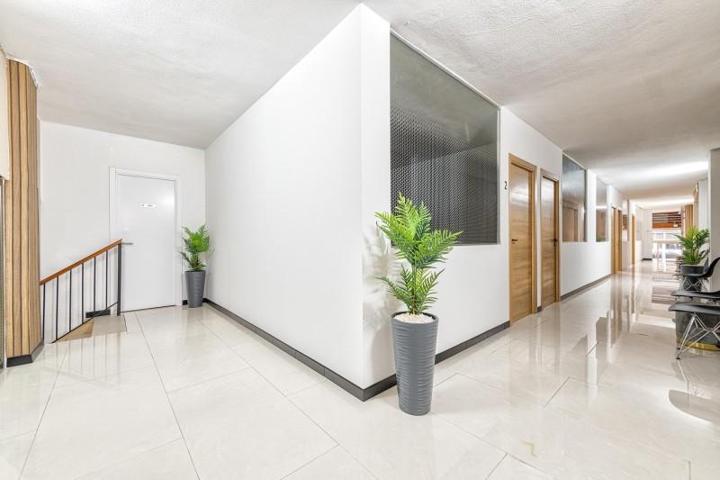 Local comercial en venta en Las Palmas de Gran Canaria, Triana photo 0