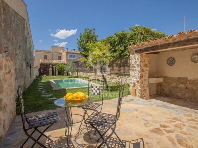 Casas de pueblo en venta en Campanet photo 0