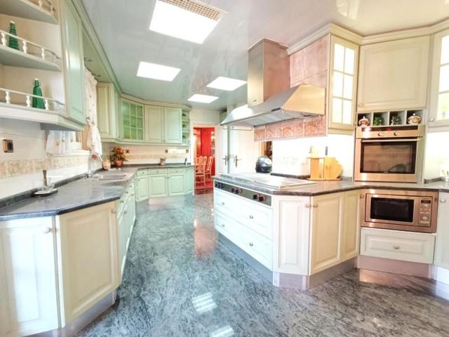 Aticos en venta en Badalona photo 0