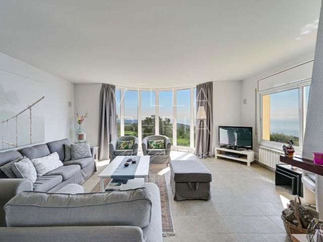 Casa en venta en Castell-Platja d'Aro photo 0