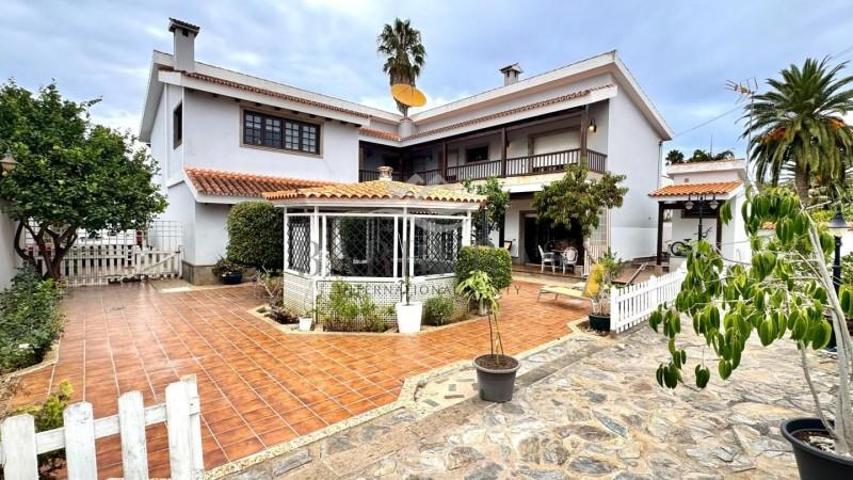 Chalet en venta en La Laguna, La Laguna, La Laguna photo 0