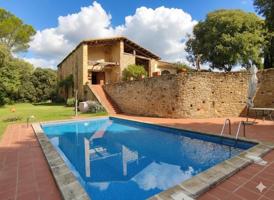 Casa con terreno en venta en Bàscara, Terradelles photo 0