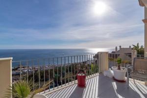 Piso en venta en Manilva photo 0