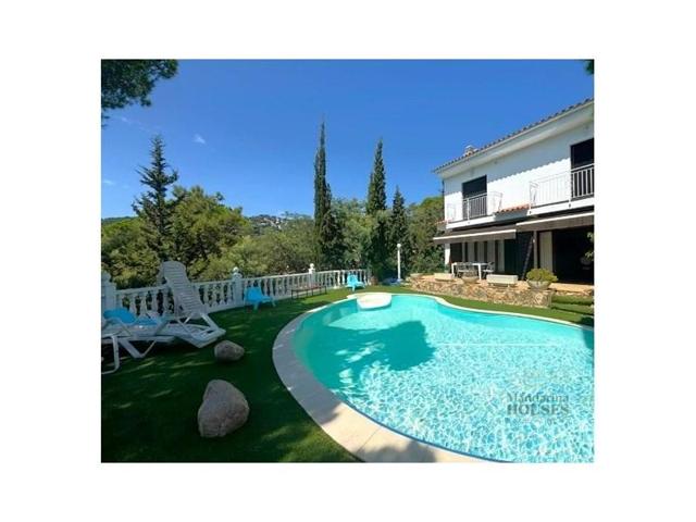 Casa en venta en Lloret de Mar photo 0