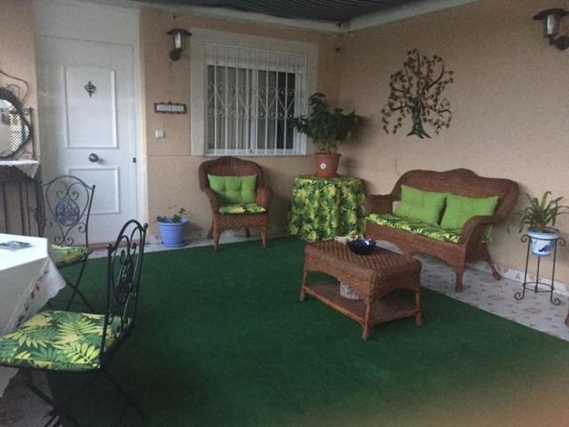 Chalet en venta en Finestrat, CALA FINESTRAT photo 0