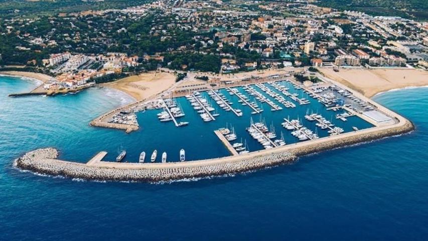 Terreno en venta en Roda de Barà, Berà Mar - El Francaset photo 0