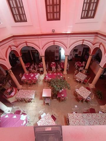 Edificio en venta en Arcos de la Frontera, Andalucia photo 0