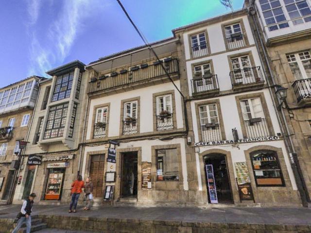 Casa en venta en Santiago de Compostela, Casco Historico photo 0