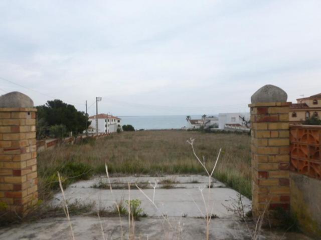 Terreno en venta en Alcanar, Alcanar-Platja - Urb. Montsia-Mar photo 0