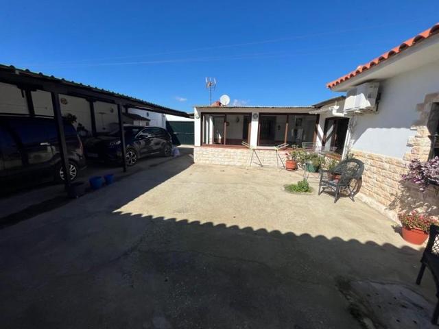 Chalet en venta en Tarifa, La Vega photo 0