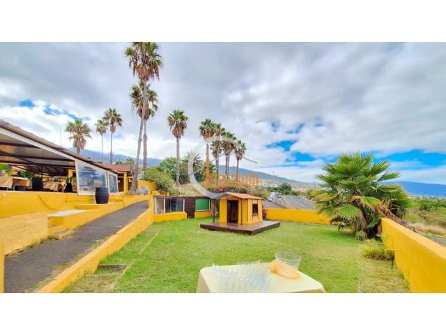 Local comercial en venta en La Victoria de Acentejo photo 0