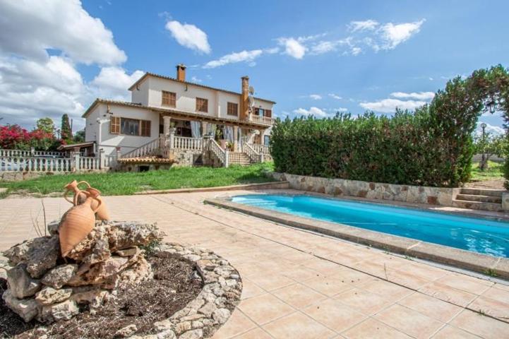 Chalet en venta en Mallorca, Son Gual photo 0