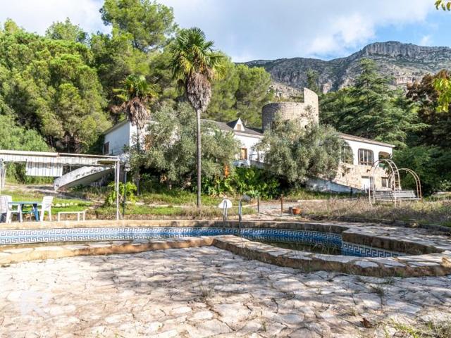 Chalet en venta en Barx photo 0