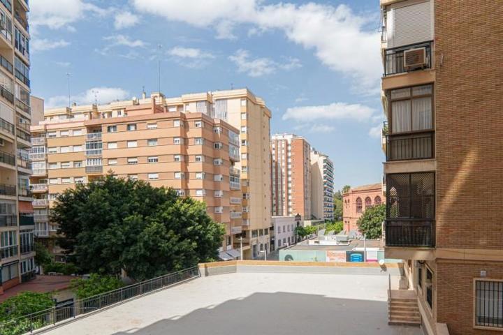Piso en venta en Málaga, La Malagueta photo 0