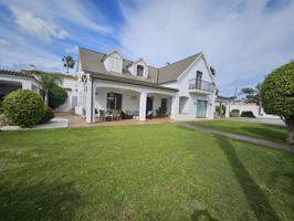 Chalet en venta en Algeciras, Colonia san miguel photo 0