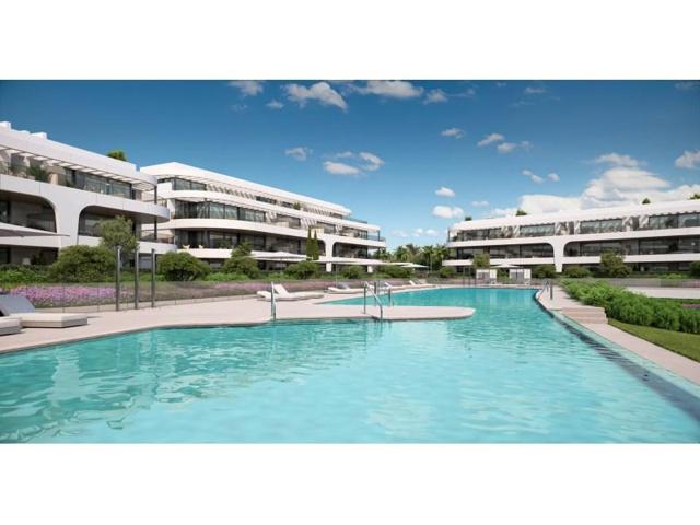Apartamento en venta en Estepona photo 0