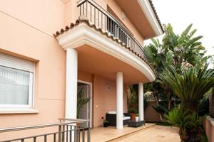 Casa en venta en Vilassar de Dalt, Costa del maresme photo 0