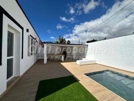 Chalet en venta en Arona, Guargacho photo 0