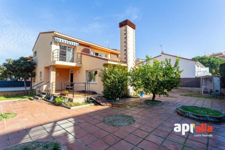 Casa en venta en Salou, Centre photo 0