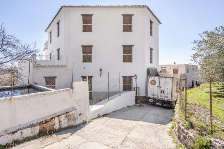 Edificio en venta en Pórtugos, Portugos photo 0