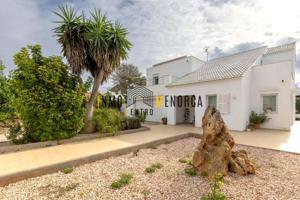 Chalet en venta en Ciutadella de Menorca, CALA BLANCA photo 0