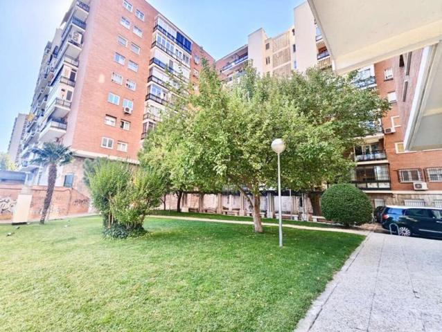 Apartamento en venta en Madrid, Latina photo 0