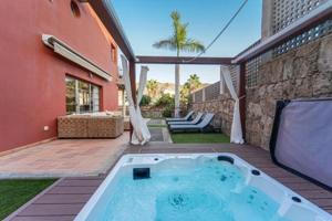 Casa en venta en Mogán photo 0