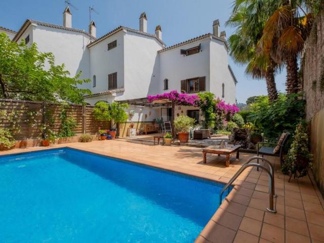 Casa en venta en Palafrugell photo 0