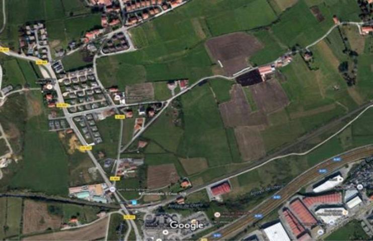 Terreno en venta en Santa Cruz de Bezana, Mompía photo 0