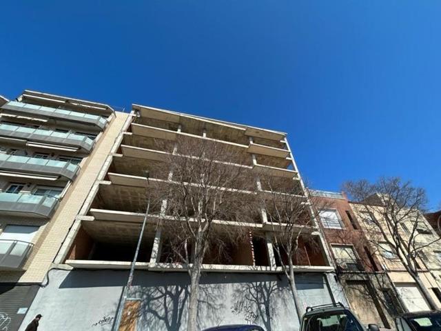 Edificio en venta en Terrassa, Can Palet photo 0