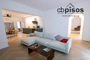 Piso en venta en Mallorca, Arxiduc photo 0