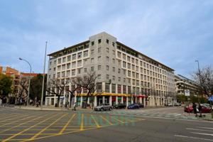 Piso en venta en Sevilla, Buhaira - Huerta del Rey photo 0