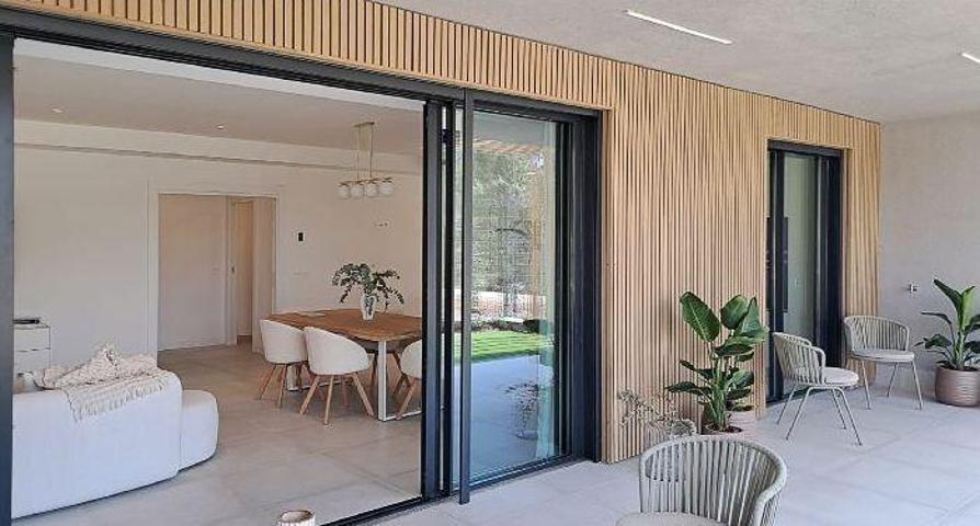 Bungalow en venta en Mijas, Calaburra - chaparral photo 0