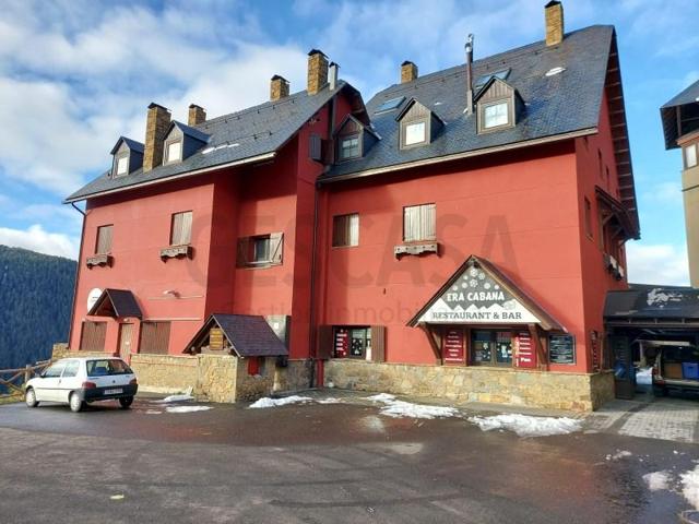 Local comercial en venta en Naut Aran photo 0