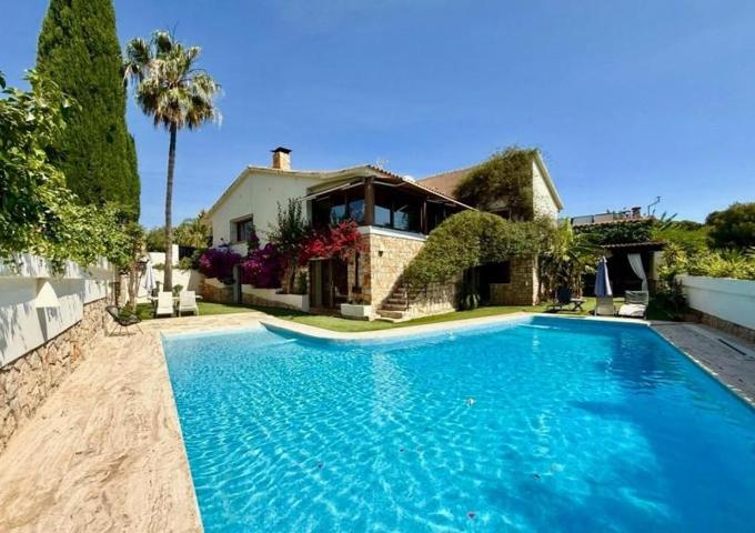 Chalet en venta en Benidorm, Urbanizaciones photo 0