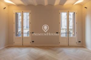 Piso en venta en Barcelona, Sant Pere - Santa Caterina i la Ribera photo 0