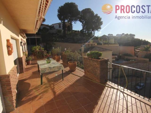 Casa en venta en Almuñécar photo 0