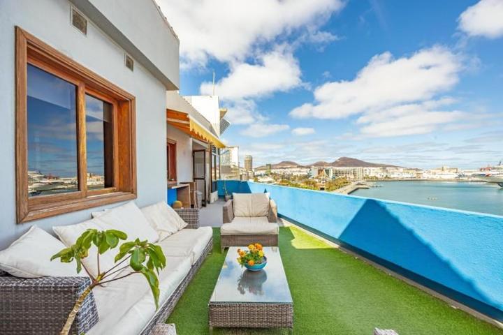 Aticos en venta en Las Palmas de Gran Canaria, Las Palmas de Gran Canaria photo 0