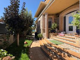 Chalet en venta en Guadarrama, Guadarrama photo 0