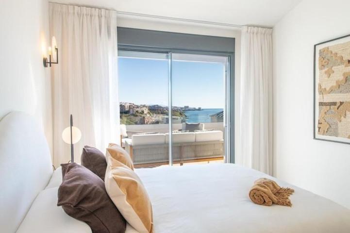 Aticos en venta en Fuengirola, Reserva del Higuerón photo 0