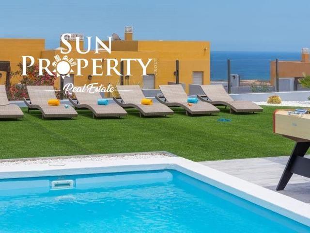 Chalet en venta en Antigua, CALETA DE FUSTE photo 0