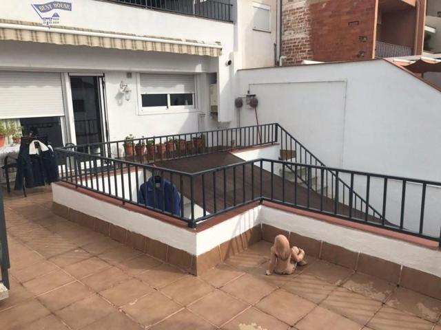 Casa en venta en Terrassa, La Cogullada photo 0