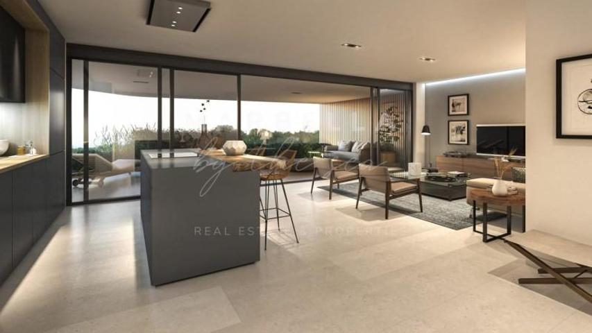 Apartamento en venta en San Roque, SOTOGRANDE photo 0